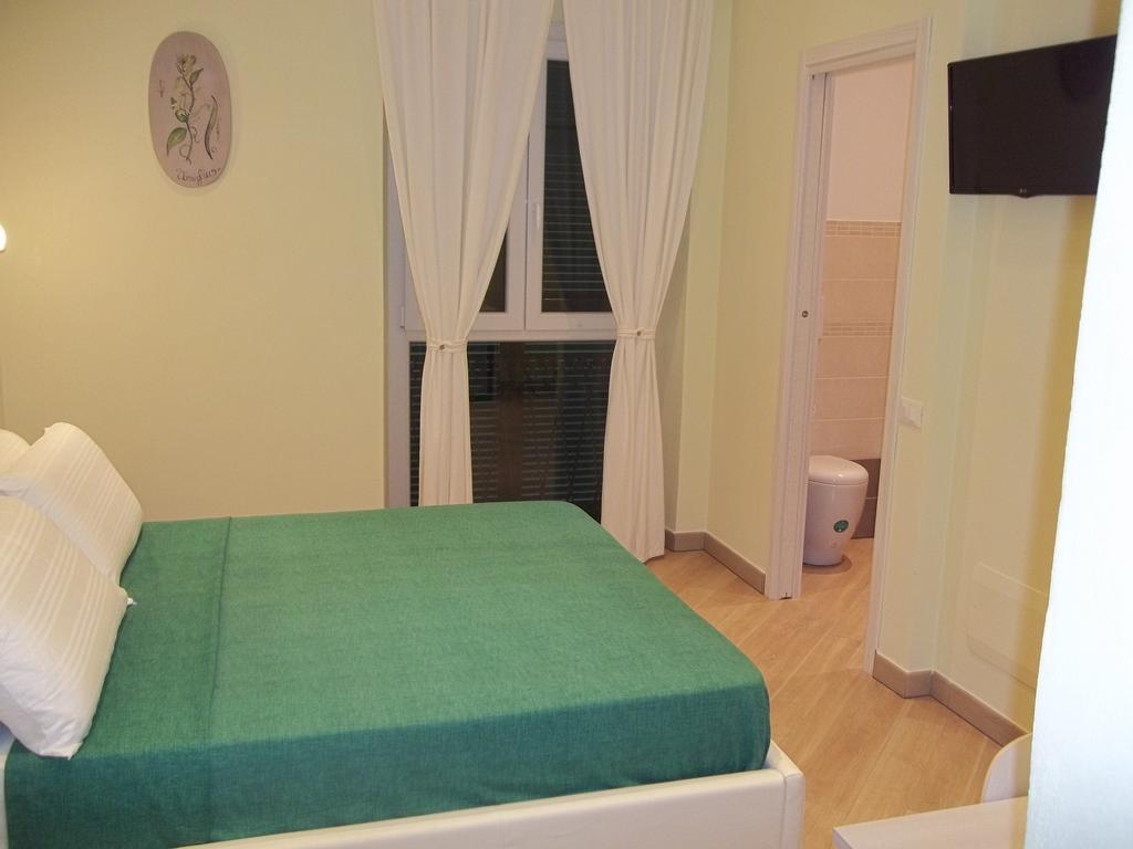 Guest House Le Tre Spezie ลาสเปเซีย ภายนอก รูปภาพ