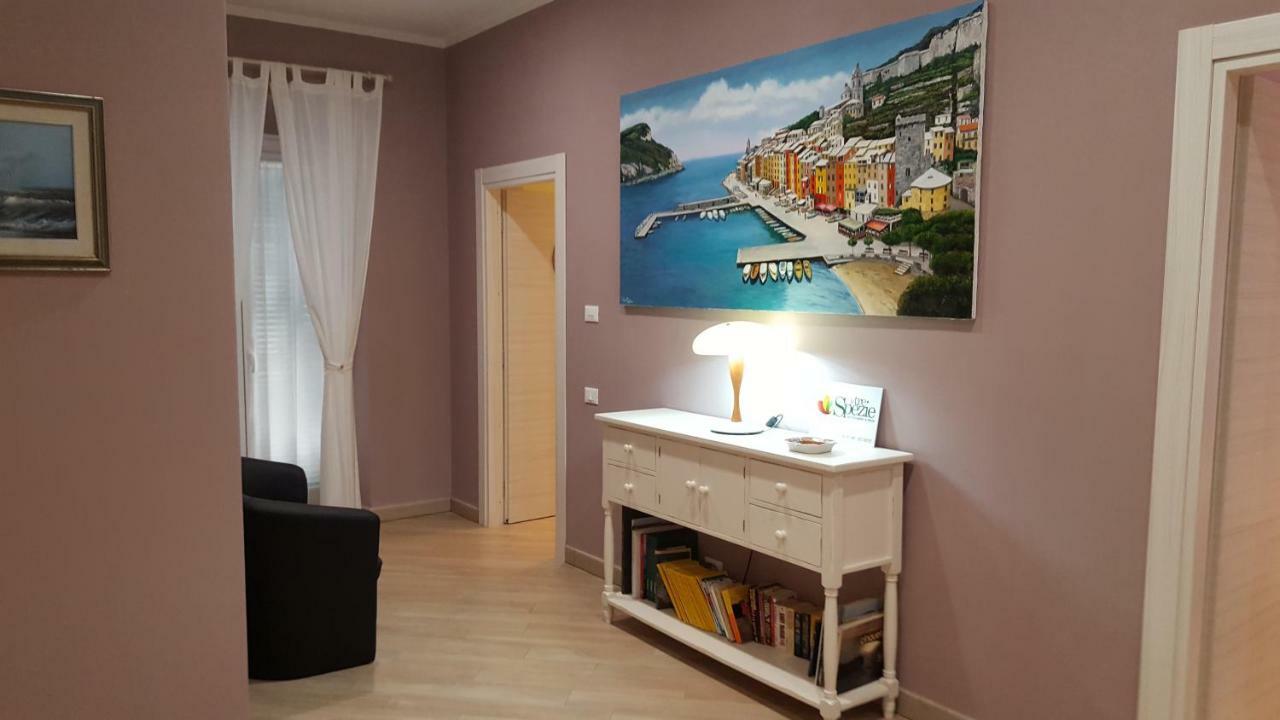Guest House Le Tre Spezie ลาสเปเซีย ภายนอก รูปภาพ