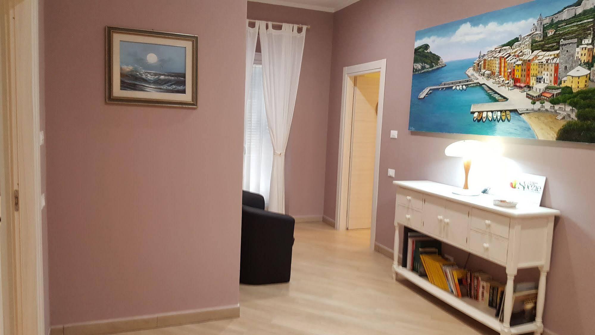 Guest House Le Tre Spezie ลาสเปเซีย ภายนอก รูปภาพ